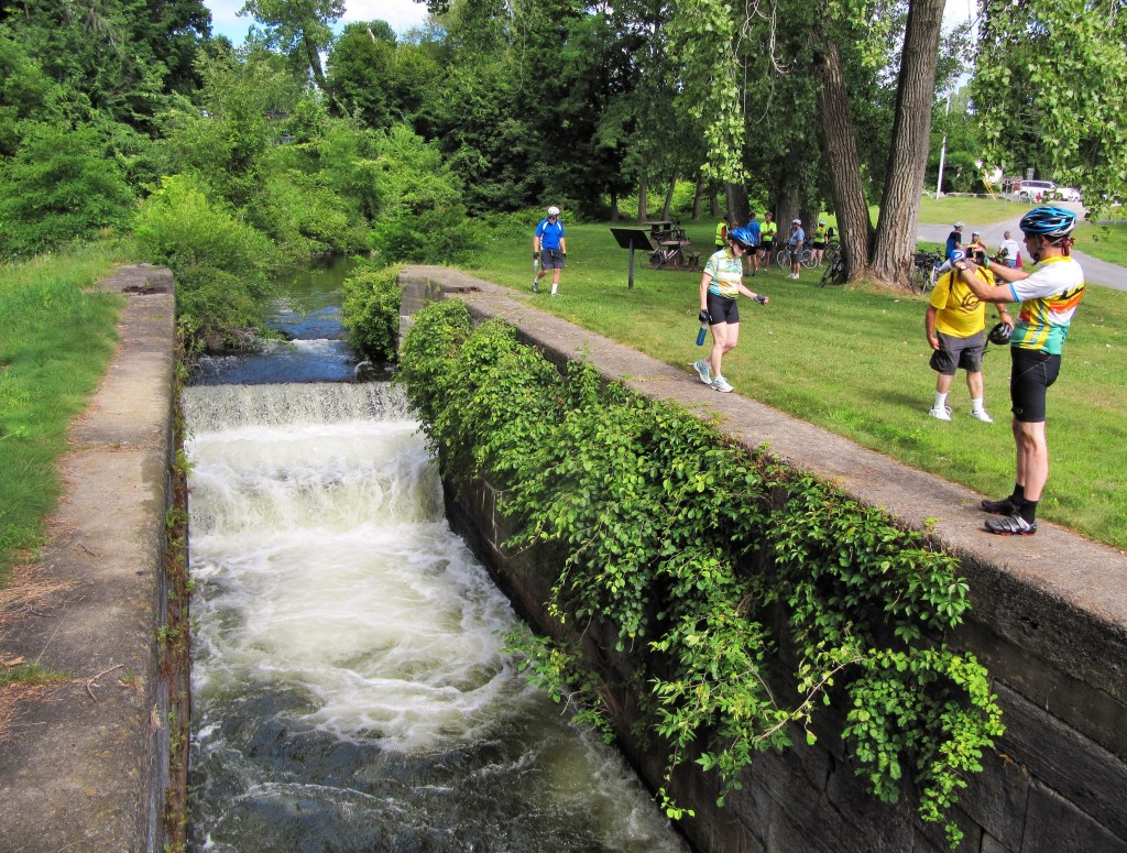 5 Combines, on the Champlain Canal Trail