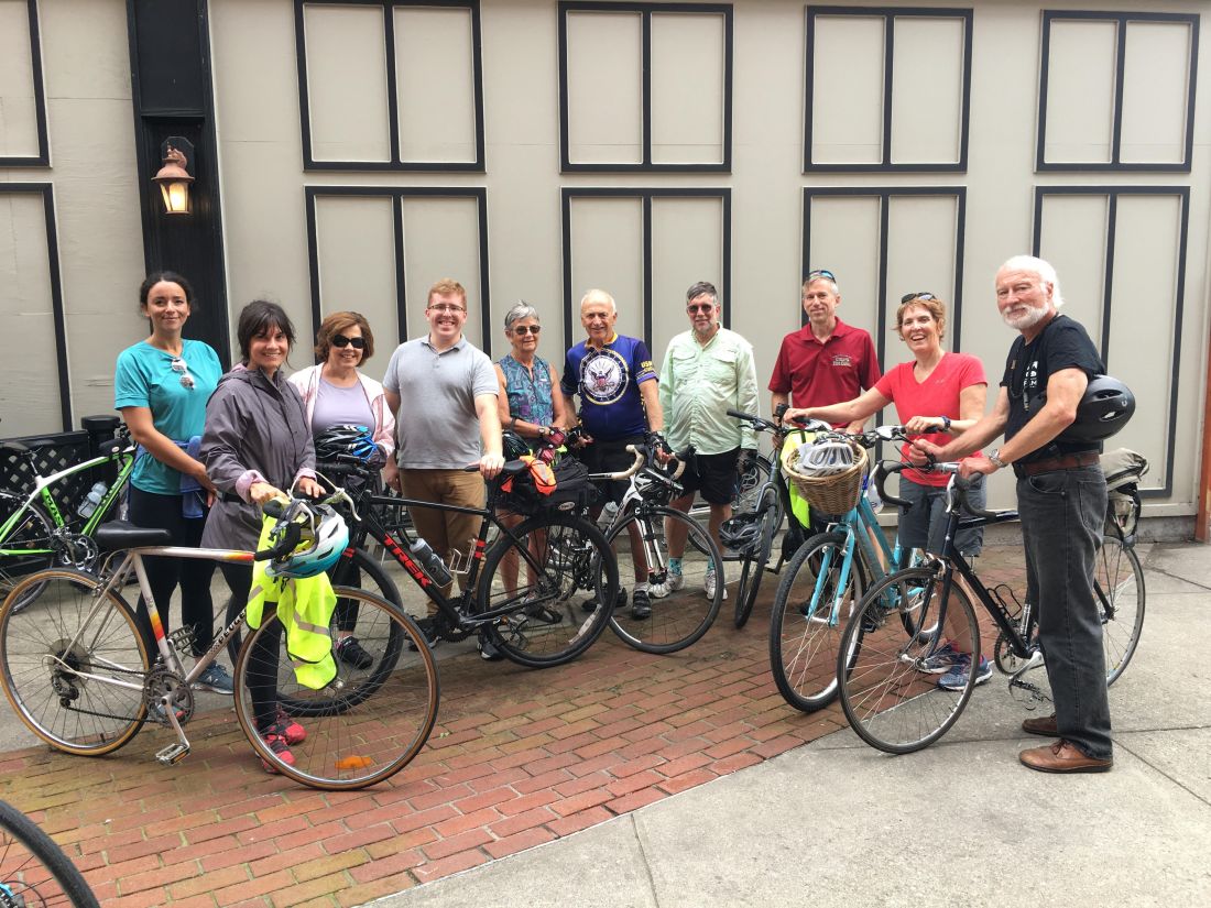 post_ride_group_photo